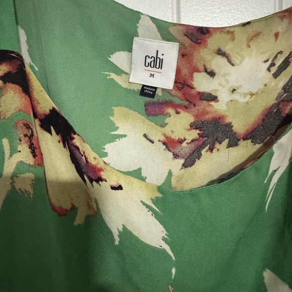 Floral Green Women's Top - Picture 3 of 4